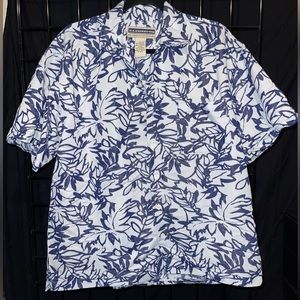Men’s Hawaiian Style Button Down Shirt